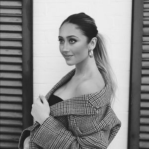 Meet your Posher, Adi